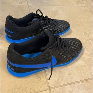 Nike indoor soccer shoes
